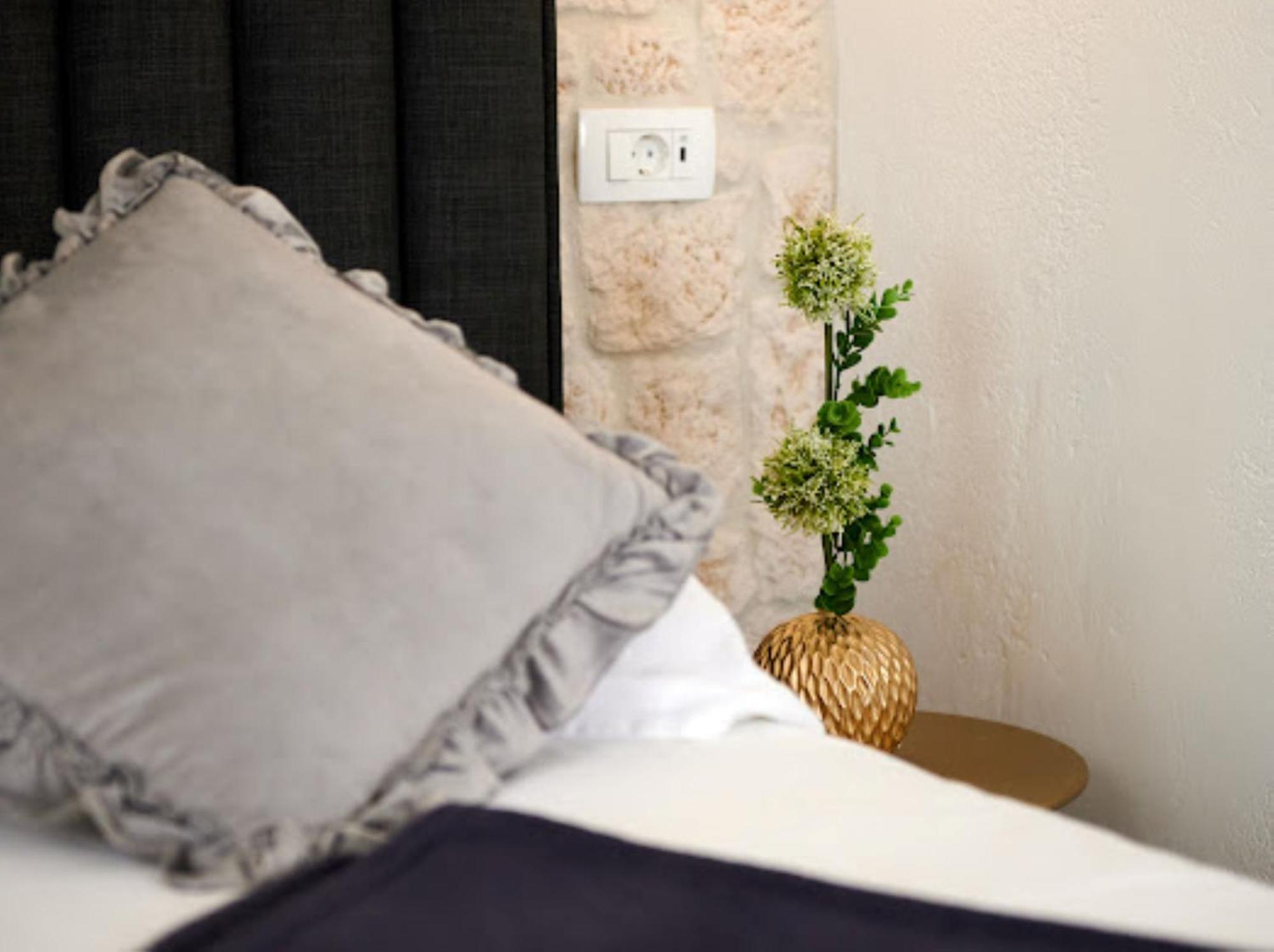Guesthouse Ana Trogir Old Town Экстерьер фото